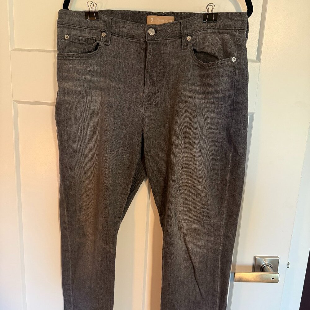 Black/Gray Seven stretchy Josephina style jeans, size 31